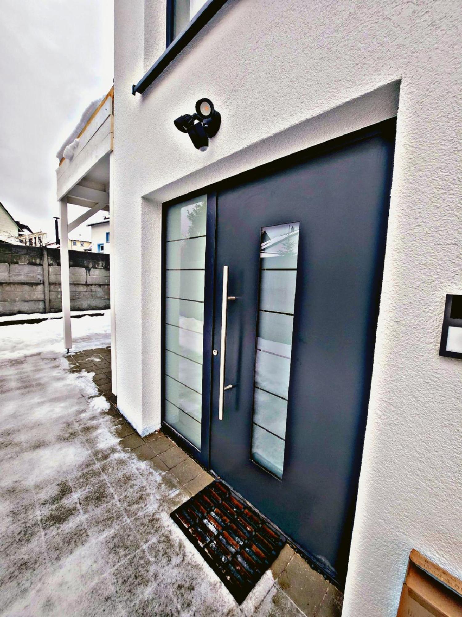 Lions Place Premium Comfort Optionaler Zugang Zum Spa- Bereich Apartment Heidenheim